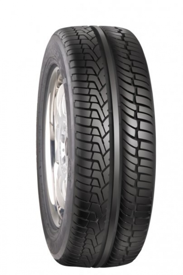 Accelera Iota 255/55 R18 109V